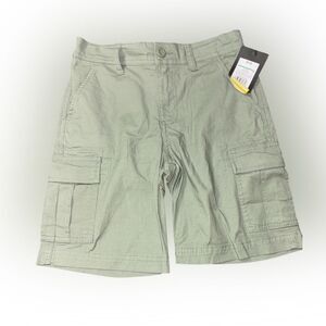 Nwt boys size 8 green cargo shorts